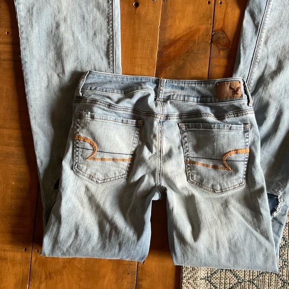 Women’s American Eagle Jeans Size 8 Long - Picture 2 of 3